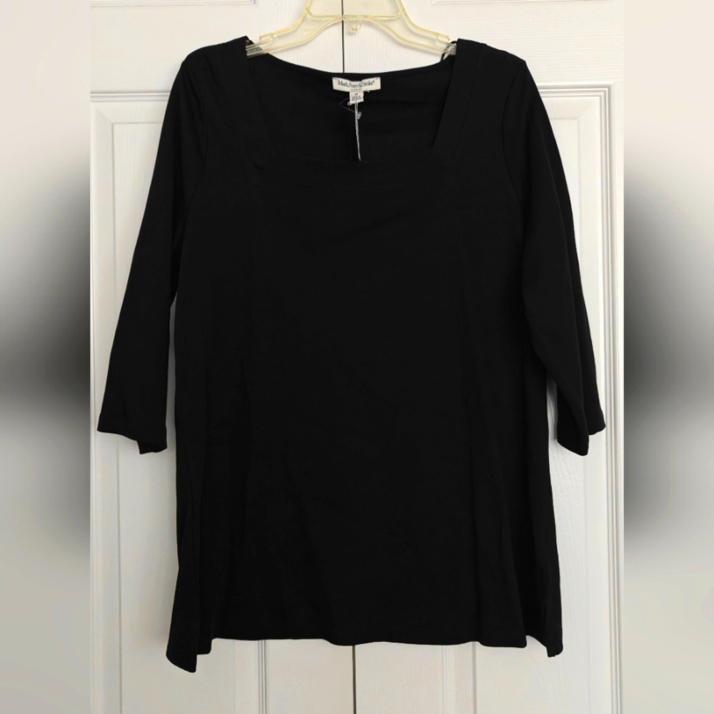 NWT Mark, Fore & Strike Black Women's Top, Size 1X